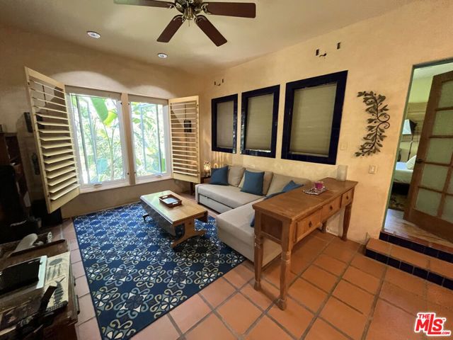 17036 Rancho Street, Encino (los Angeles), CA 91316