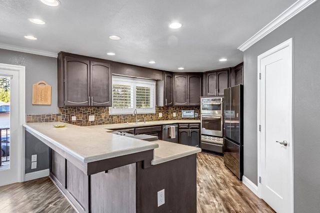 3516 Montclair Rd, Cameron Park, CA 95682