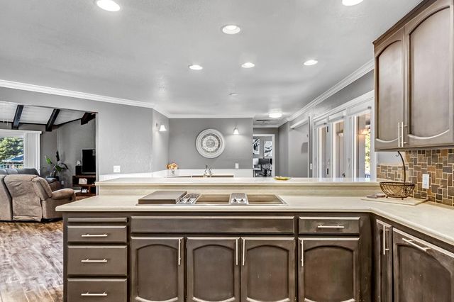 3516 Montclair Rd, Cameron Park, CA 95682