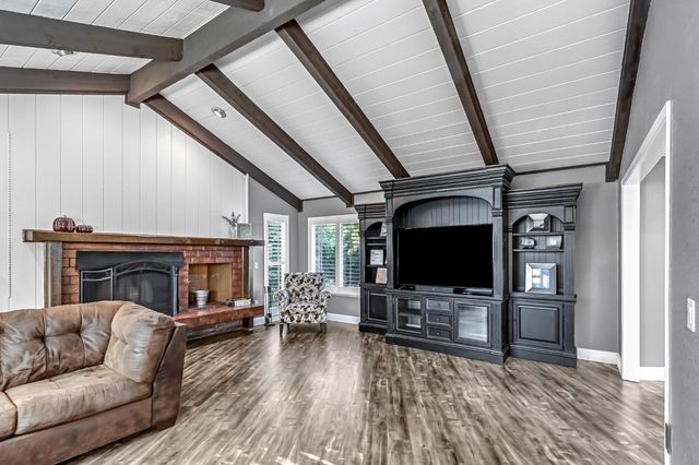 3516 Montclair Rd, Cameron Park, CA 95682