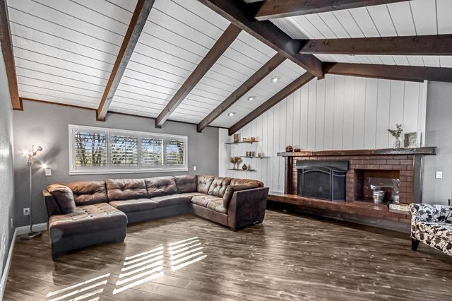 3516 Montclair Rd, Cameron Park, CA 95682