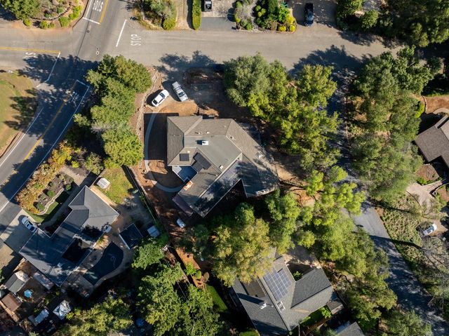 3516 Montclair Rd, Cameron Park, CA 95682