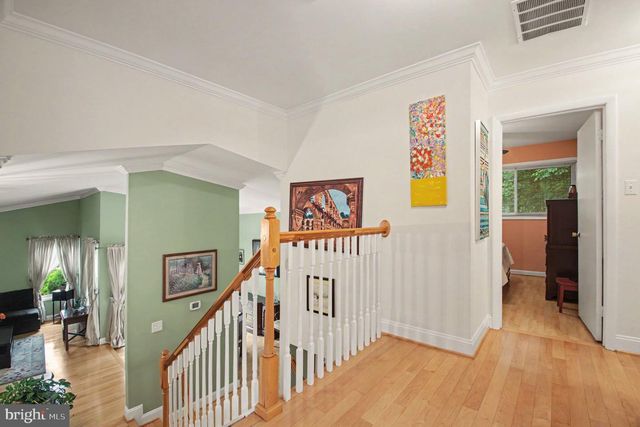 113 NEWBURY PL, Sterling, VA 20164