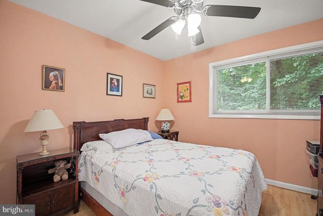 113 NEWBURY PL, Sterling, VA 20164