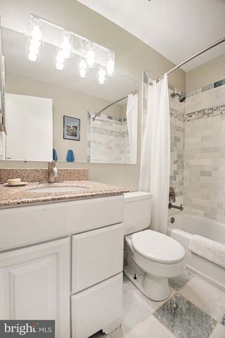 113 NEWBURY PL, Sterling, VA 20164