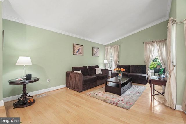 113 NEWBURY PL, Sterling, VA 20164