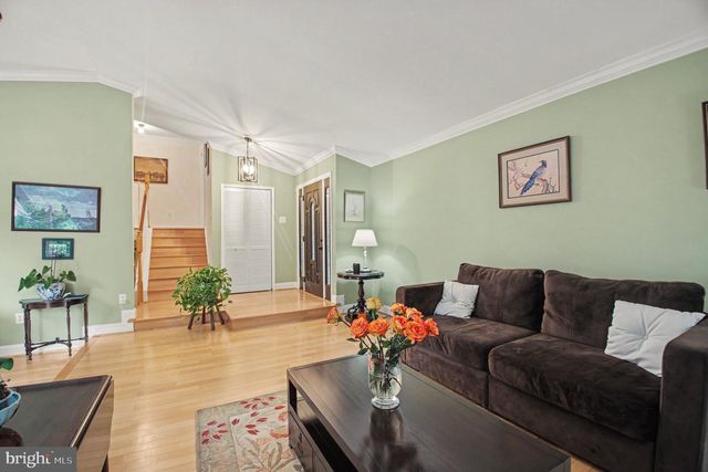 113 NEWBURY PL, Sterling, VA 20164