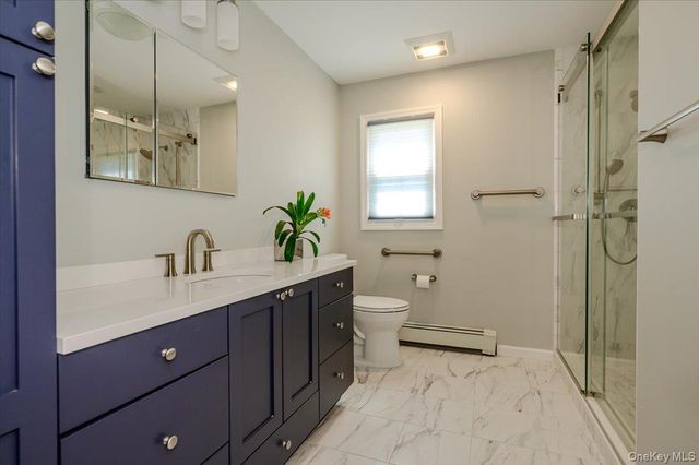 1401 Herzel Boulevard, West Babylon, NY 11704
