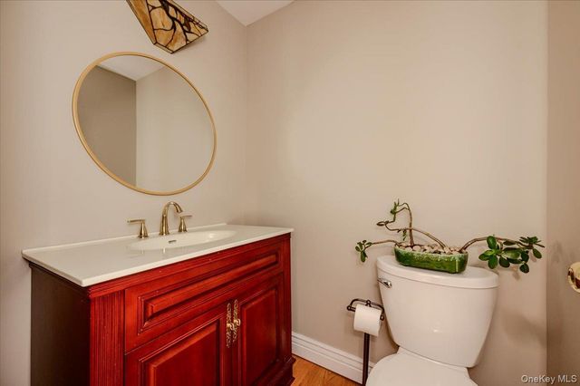 1401 Herzel Boulevard, West Babylon, NY 11704