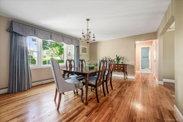 1401 Herzel Boulevard, West Babylon, NY 11704