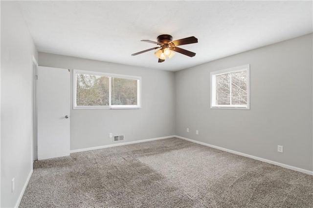 6952 W Fayetteville Road, Riverdale, GA 30296