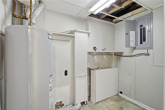 6952 W Fayetteville Road, Riverdale, GA 30296