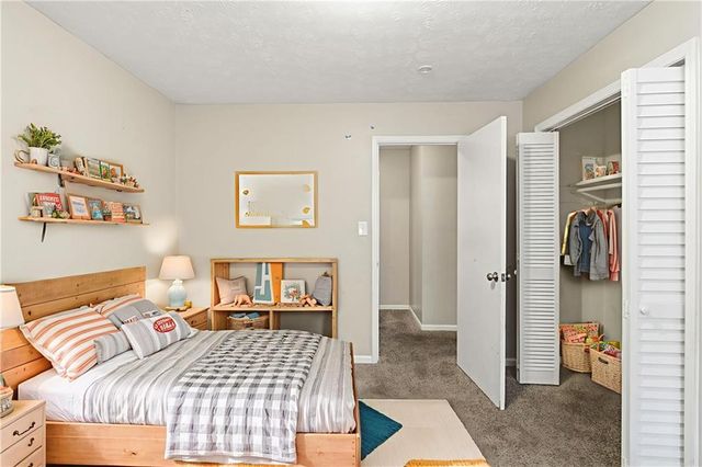 6952 W Fayetteville Road, Riverdale, GA 30296