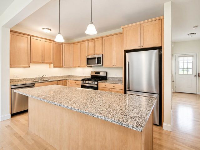 18 Freeman Woods Unit 1, Essex, VT 05452