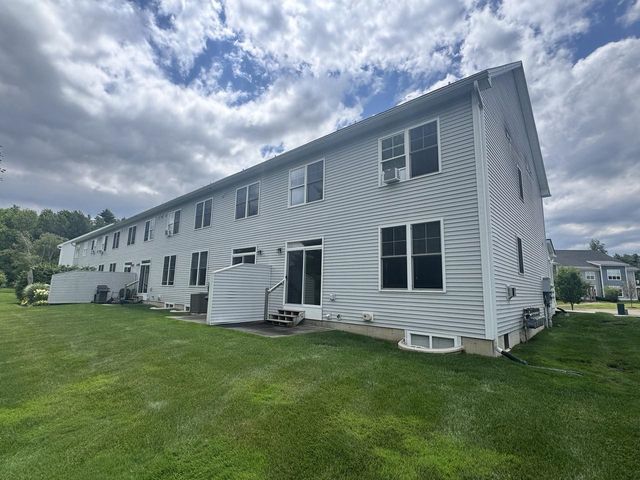 18 Freeman Woods Unit 1, Essex, VT 05452