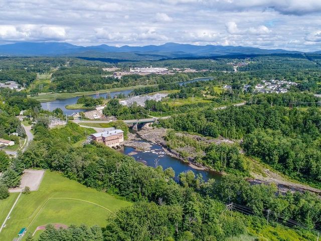 18 Freeman Woods Unit 1, Essex, VT 05452