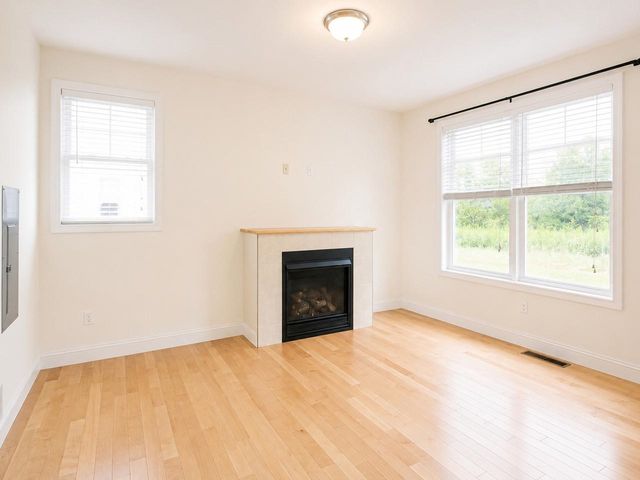 18 Freeman Woods Unit 1, Essex, VT 05452