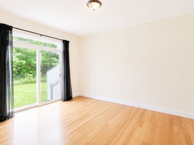 18 Freeman Woods Unit 1, Essex, VT 05452