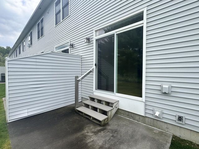 18 Freeman Woods Unit 1, Essex, VT 05452