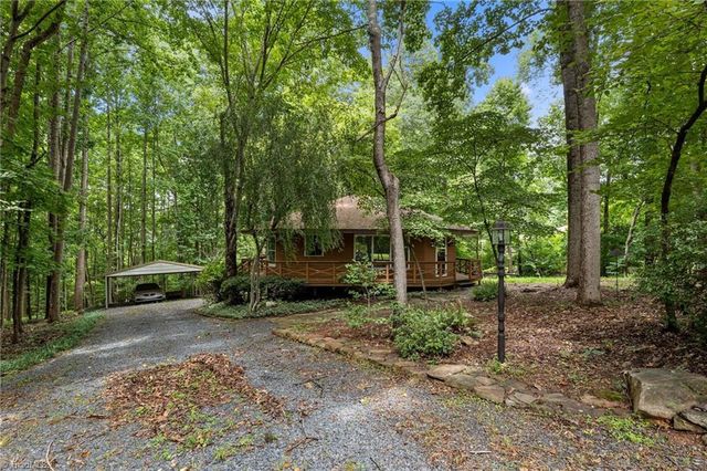 970 Stonecrest Court, Asheboro, NC 27205