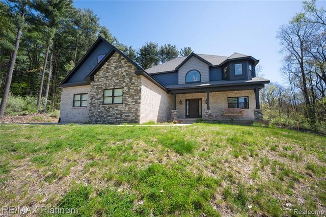 3705 High Hillcrest Drive, Howell, MI 48843
