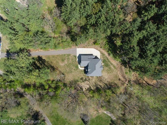 3705 High Hillcrest Drive, Howell, MI 48843