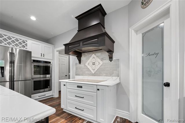 3705 High Hillcrest Drive, Howell, MI 48843
