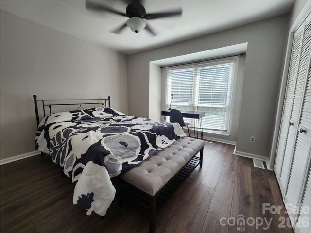 10961 Carmel Crossing Road, Charlotte, NC 28226