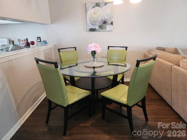 10961 Carmel Crossing Road, Charlotte, NC 28226