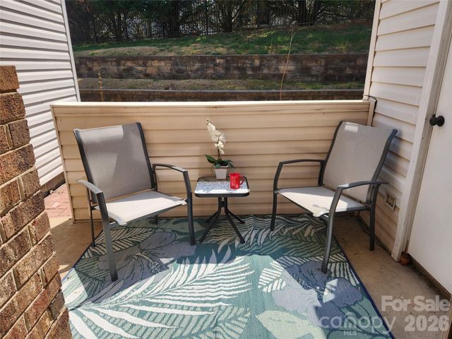 10961 Carmel Crossing Road, Charlotte, NC 28226