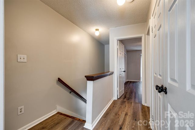 10961 Carmel Crossing Road, Charlotte, NC 28226