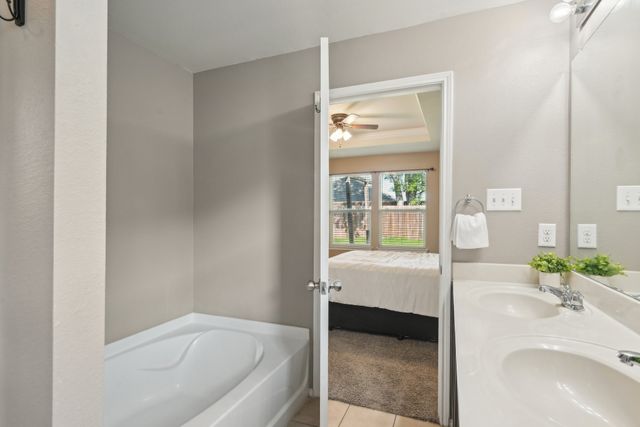 1317 Rivers Creek Lane, Little Elm, TX 75068