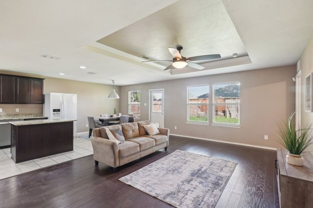 1317 Rivers Creek Lane, Little Elm, TX 75068