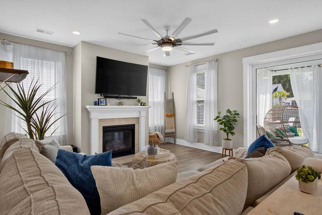 262 Great Lawn Drive, Summerville, SC 29486
