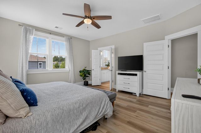 262 Great Lawn Drive, Summerville, SC 29486