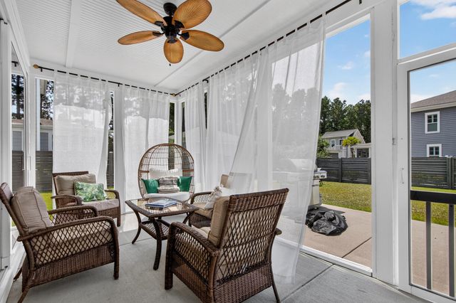 262 Great Lawn Drive, Summerville, SC 29486