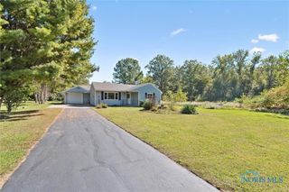 3010 Elmwood Drive, Sylvania, OH 43560