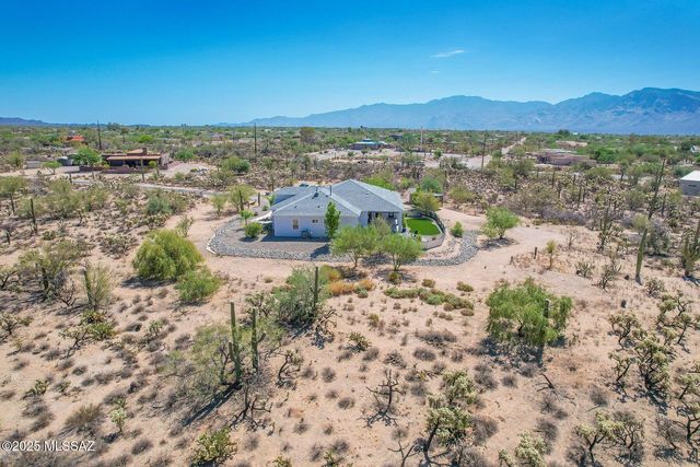 3855 W Potvin Lane, Tucson, AZ 85742