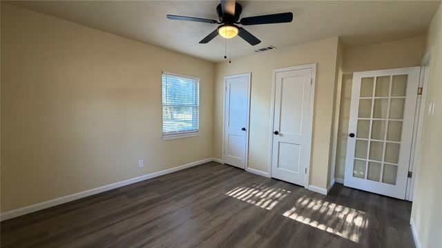 530 Ryan Road, Dallas, TX 75224