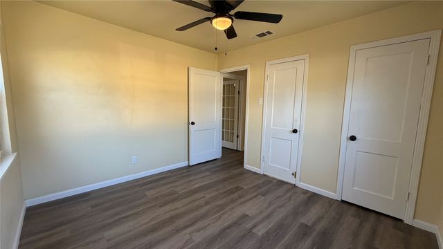 530 Ryan Road, Dallas, TX 75224