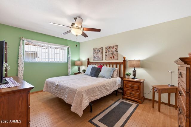 10723 W SARATOGA Circle, Sun City, AZ 85351