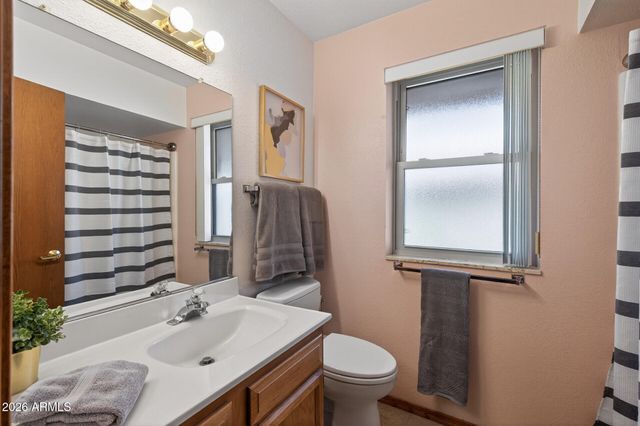 10723 W SARATOGA Circle, Sun City, AZ 85351