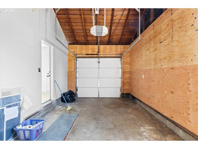 1202 Ne A St, Grants Pass, OR 97526