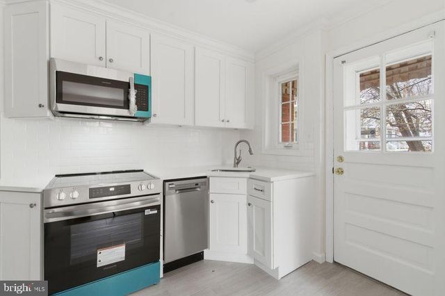 4813 20TH PL N, Arlington, VA 22207