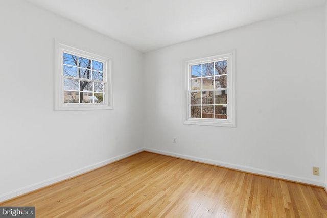 4813 20TH PL N, Arlington, VA 22207