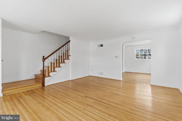 4813 20TH PL N, Arlington, VA 22207