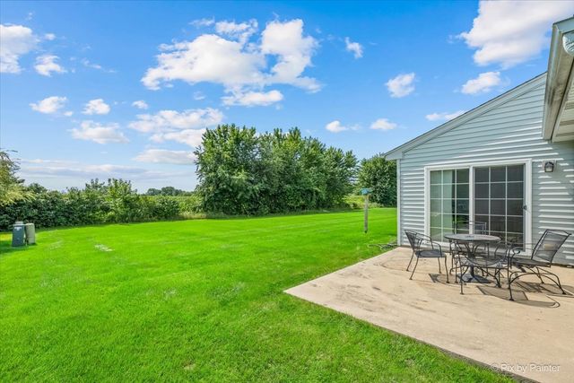 1108 Monroe Avenue, Mchenry, IL 60050
