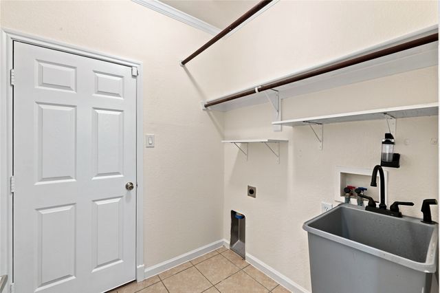 6427 Miranda Drive, Fort Worth, TX 76131