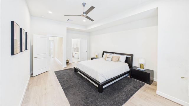 10614 Cascade Ledge Lane, Houston, TX 77025