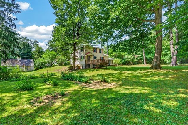 121 Poplar St, Greenfield, MA 01301